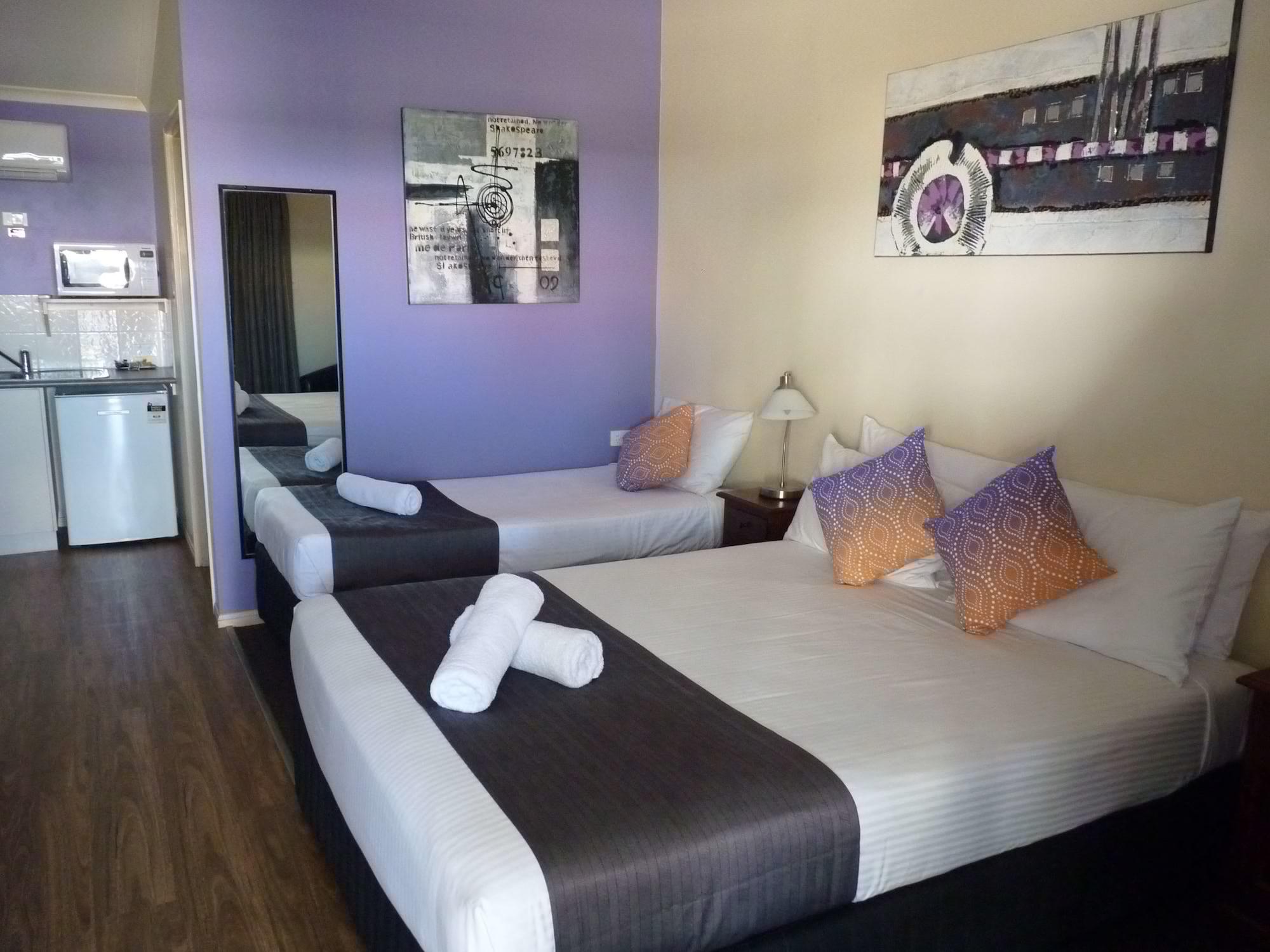 Caboolture Central Motor Inn, Sure Stay Collection By BW Dış mekan fotoğraf