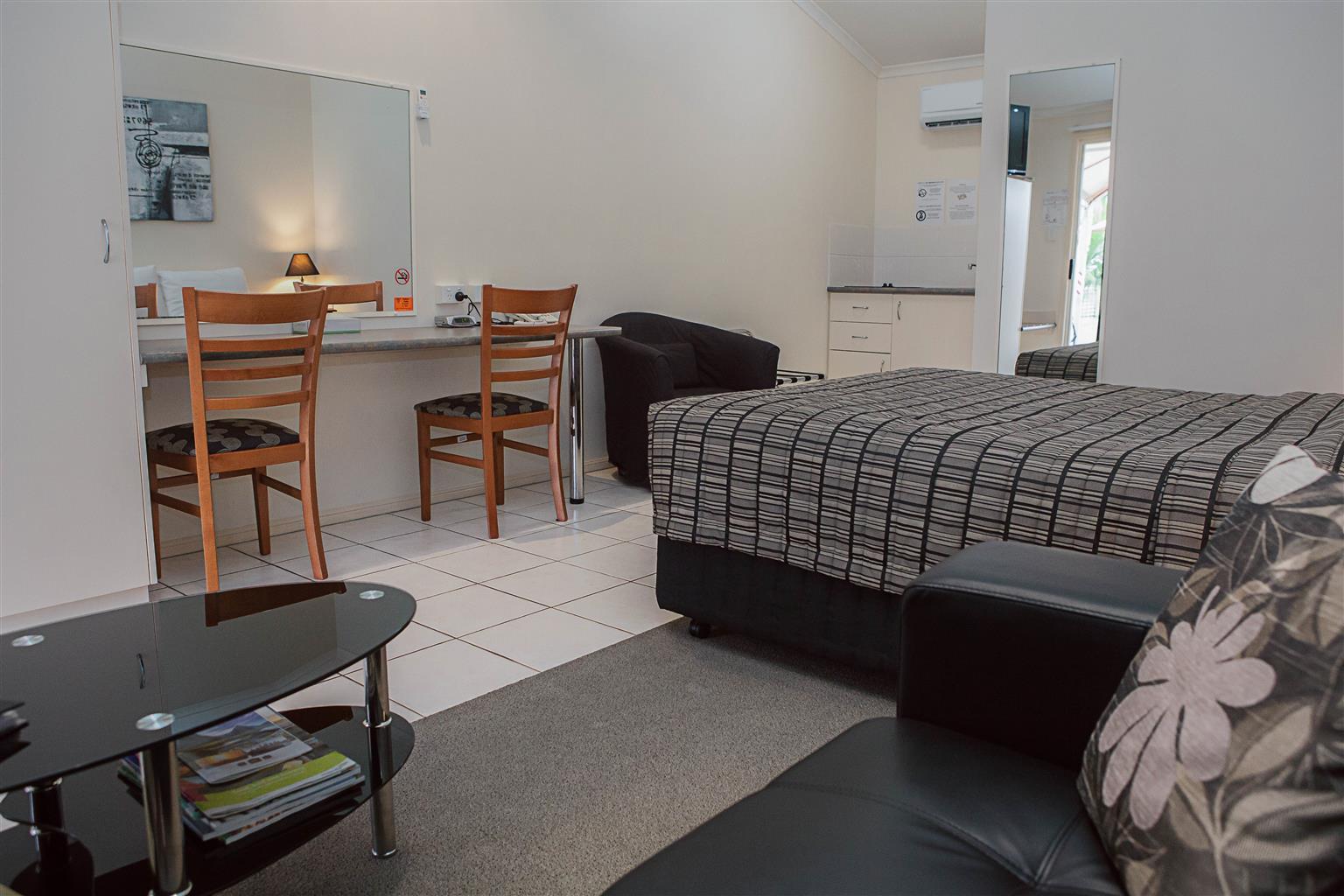 Caboolture Central Motor Inn, Sure Stay Collection By BW Dış mekan fotoğraf